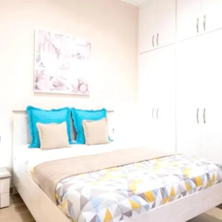 With One Bedroom In With Balcony And Wifi 2 Km From The Beach